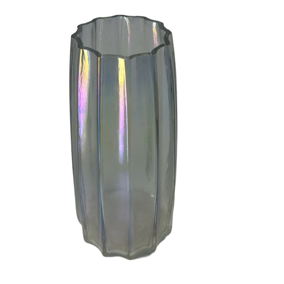 Iridescent Crystal Vase 8.7”- Stylish Decorative Bud Container for Home & Office - Picture 10 of 11